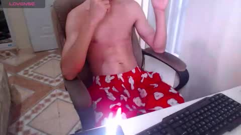 Snapshot of elmaster0111 chatting on 03-02-26, 03:08 Zeki online show from 03-02-26, 03:08