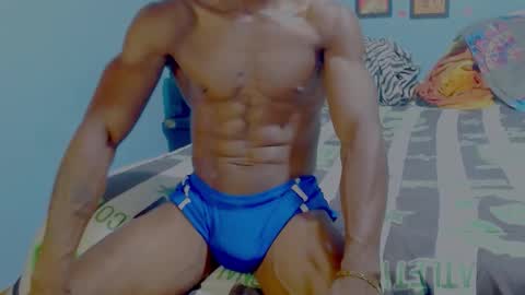 elmiltonnjakee online show from 02-02-26, 06:45