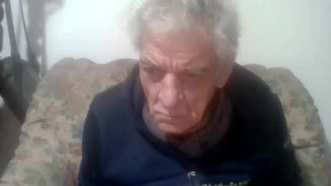 Snapshot of elmo191271 chatting on 01-11-26, 03:44 elmo191271 online show from 01-11-26, 03:44