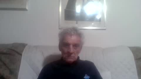 Snapshot of elmo191271 chatting on 04-28-26, 03:22 elmo191271 online show from 04-28-26, 03:22
