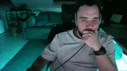 Snapshot of elmo__91 chatting on 10-24-25, 10:50 Elmo online show from 10-24-25, 10:50