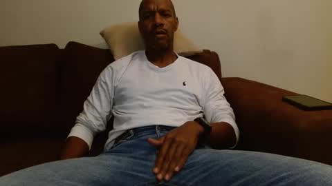 My name is Elmore. Please say hello I like to chat with you. If you have requests or dirty talk please use tip online show from 03-02-25, 10:14