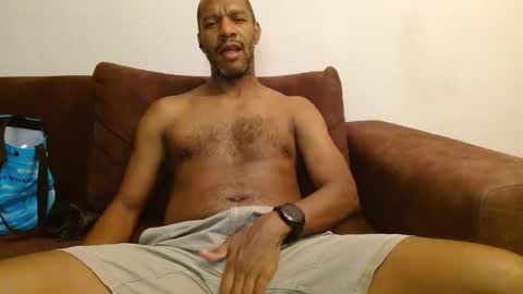 My name is Elmore. Please say hello I like to chat with you. If you have requests or dirty talk please use tip online show from 03-10-25, 03:01