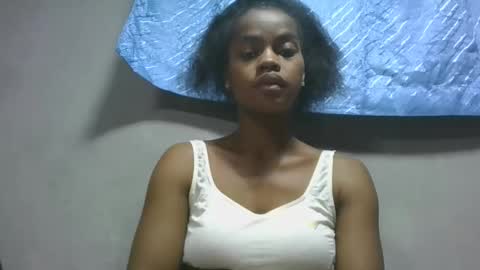Snapshot of elodie228680 chatting on 05-15-26, 03:46 elodie228680 online show from 05-15-26, 03:46