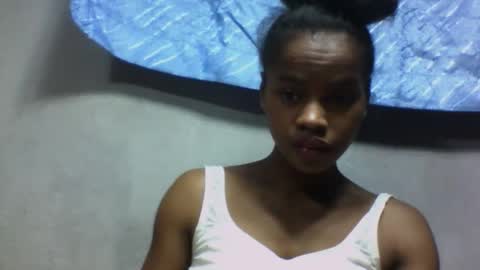 Snapshot of elodie228680 chatting on 05-16-26, 05:04 elodie228680 online show from 05-16-26, 05:04