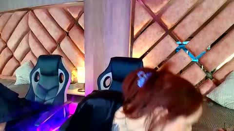 Elodie  online show from 04-23-26, 12:26