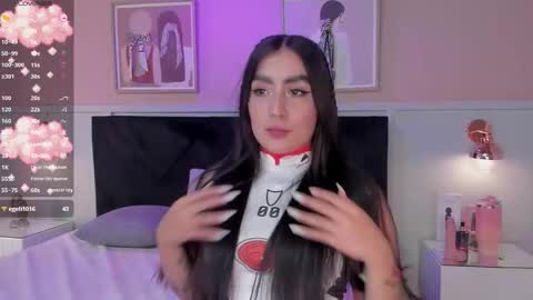 Elodie  online show from 03-17-26, 01:03