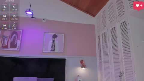 Elodie  online show from 03-19-26, 11:58