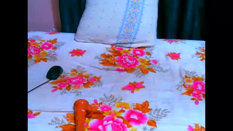 elodielynn online show from 09-21-25, 06:48