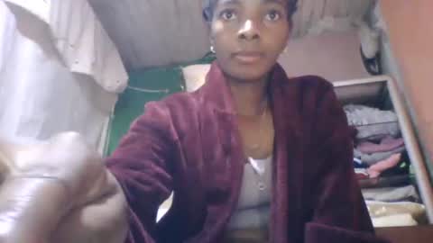 Snapshot of elodynarcisse chatting on 11-28-25, 02:09 elodynarcisse online show from 11-28-25, 02:09