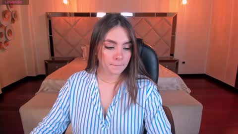 Snapshot of eloisaolivero chatting on 02-04-25, 10:32 ELOISA OLIVERO online show from 02-04-25, 10:32