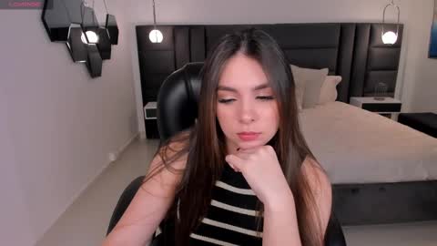 Snapshot of eloisaolivero chatting on 02-24-25, 11:21 ELOISA OLIVERO online show from 02-24-25, 11:21