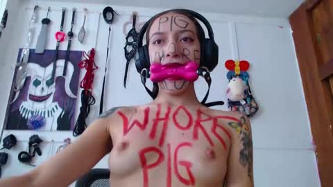 Chelsea  Please help me to reach 100 thumbs up online show from 01-14-25, 06:38