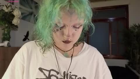 Eloise  . online show from 03-08-26, 09:29