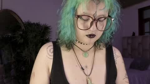 Eloise  . online show from 04-09-26, 07:19