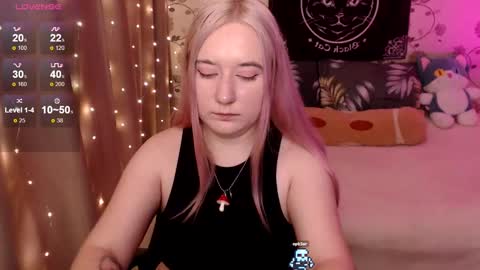 Snapshot of elovinora chatting on 12-06-24, 07:56 Ela give me a thumbs up if you like it and this is important for the development of the account online show from 12-06-24, 07:56