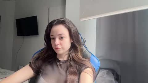 Snapshot of elowynx chatting on 07-14-26, 09:03 Milana online show from 07-14-26, 09:03