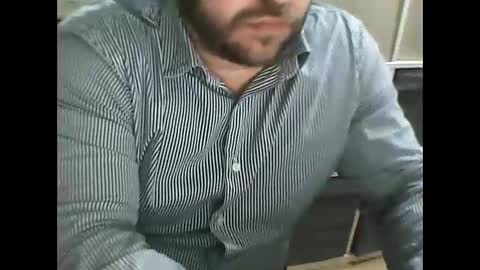 Snapshot of elpeladilla chatting on 01-07-25, 05:33 elpeladilla online show from 01-07-25, 05:33