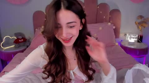 Snapshot of elsa_xo chatting on 01-19-25, 09:11 Michelle online show from 01-19-25, 09:11