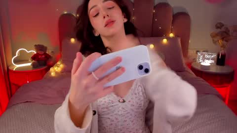 Snapshot of elsa_xo chatting on 01-23-25, 08:35 Michelle online show from 01-23-25, 08:35