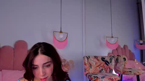 Snapshot of elsa_xo chatting on 02-10-25, 02:30 Michelle online show from 02-10-25, 02:30