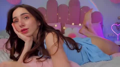 Snapshot of elsa_xo chatting on 02-22-25, 09:12 Michelle online show from 02-22-25, 09:12