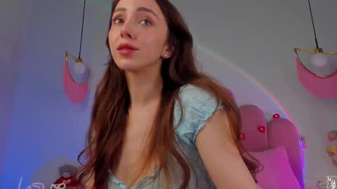 Snapshot of elsa_xo chatting on 03-02-25, 11:20 Michelle online show from 03-02-25, 11:20