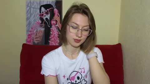 elsaangel online show from 01-10-25, 04:33
