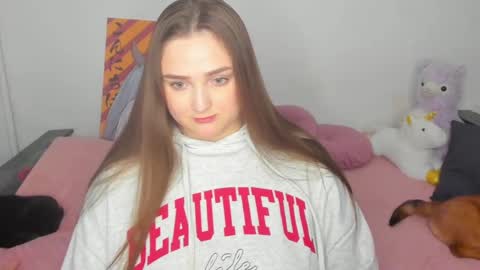 Snapshot of elsamails chatting on 01-04-25, 10:45 Elsa online show from 01-04-25, 10:45