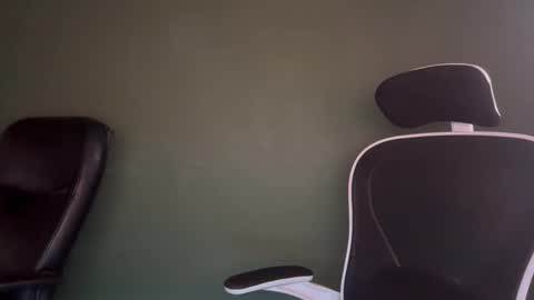 Snapshot of elspanky chatting on 05-11-26, 12:49 elspanky online show from 05-11-26, 12:49