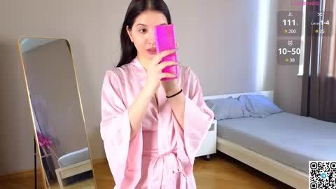 Elizabeth online show from 02-25-25, 07:52