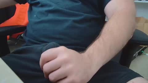 Snapshot of eltanke2206 chatting on 01-06-26, 06:55 alexgarg online show from 01-06-26, 06:55