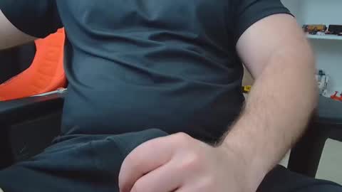 Snapshot of eltanke2206 chatting on 01-15-26, 08:34 alexgarg online show from 01-15-26, 08:34