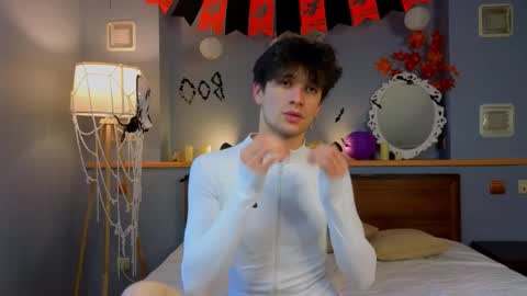 Snapshot of elvano_et chatting on 11-02-25, 06:27 Elvano online show from 11-02-25, 06:27