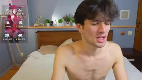 Snapshot of elvano_et chatting on 11-12-25, 11:21 Elvano online show from 11-12-25, 11:21