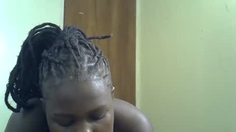 flo online show from 12-19-25, 08:54