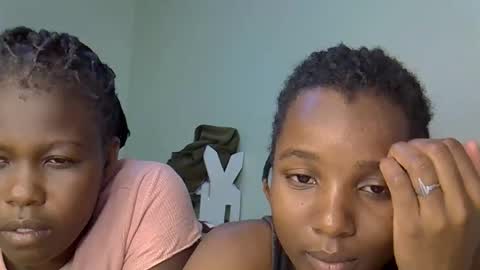 Snapshot of elvier_pretty chatting on 01-11-26, 08:58 flo online show from 01-11-26, 08:58