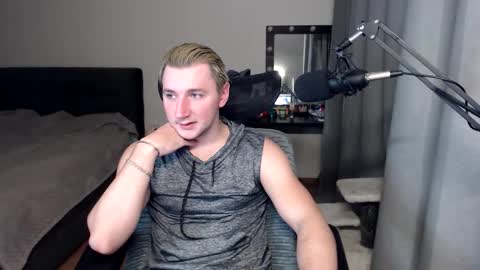 Elvin Vaenight online show from 10-15-25, 10:10