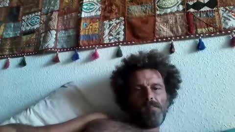 Snapshot of elyjahoye chatting on 09-18-25, 03:25 elyjahoye online show from 09-18-25, 03:25