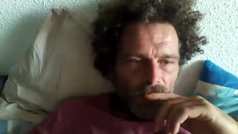 Snapshot of elyjahoye chatting on 09-20-25, 11:00 elyjahoye online show from 09-20-25, 11:00