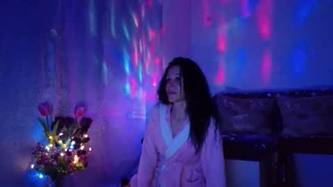 Snapshot of elysasun chatting on 01-30-25, 12:50 Elisa online show from 01-30-25, 12:50