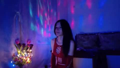 Snapshot of elysasun chatting on 01-31-25, 12:17 Elisa online show from 01-31-25, 12:17