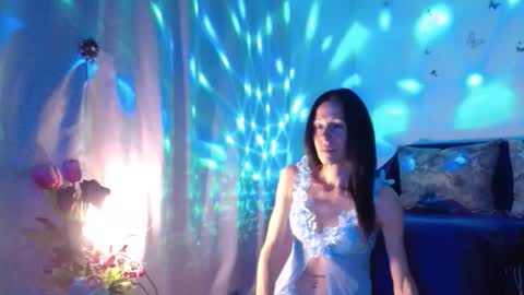 Snapshot of elysasun chatting on 09-26-25, 05:50 Elisa online show from 09-26-25, 05:50