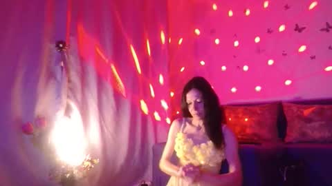 Elisa online show from 03-30-26, 06:20