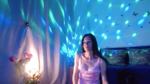 Elisa online show from 05-26-26, 06:26