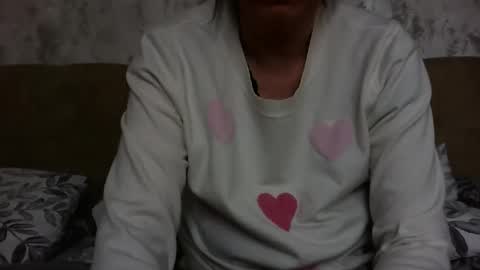 Snapshot of elyseblue chatting on 02-12-25, 11:40 elyseblue online show from 02-12-25, 11:40