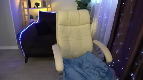 Call me Elis online show from 01-15-25, 12:25