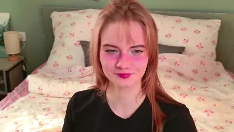 Snapshot of elza_hofffman chatting on 06-07-26, 05:06 Chloyka online show from 06-07-26, 05:06