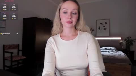 Emilie online show from 10-02-25, 03:30
