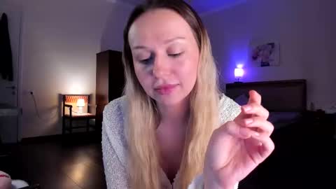 Emilie online show from 03-25-26, 06:03